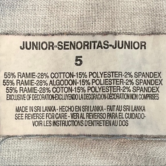 Glo Jeans Capri pants size 5 light wash, butterfly on pockets, rolled cuffs - Picture 13 of 15